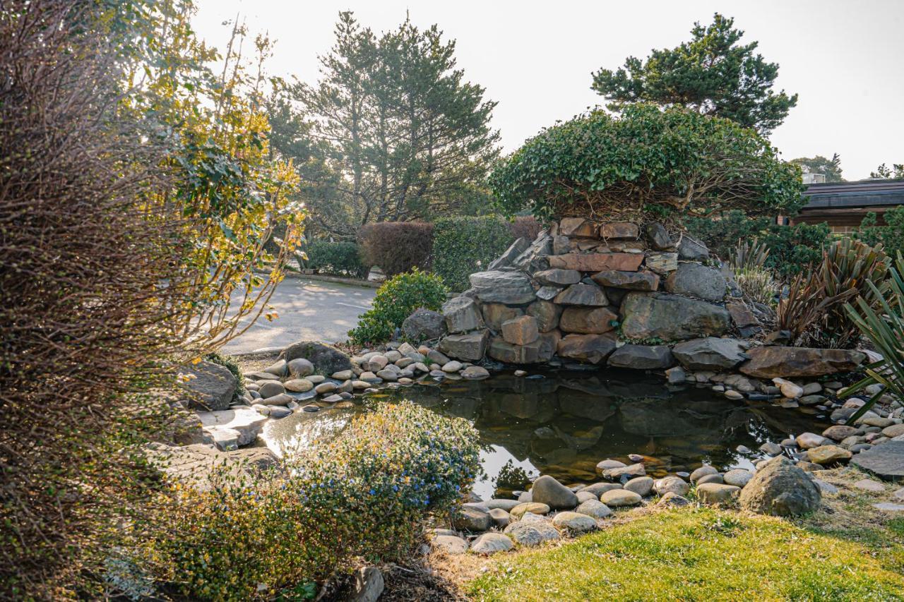 The Ashley Inn & Suites Lincoln City Zewnętrze zdjęcie