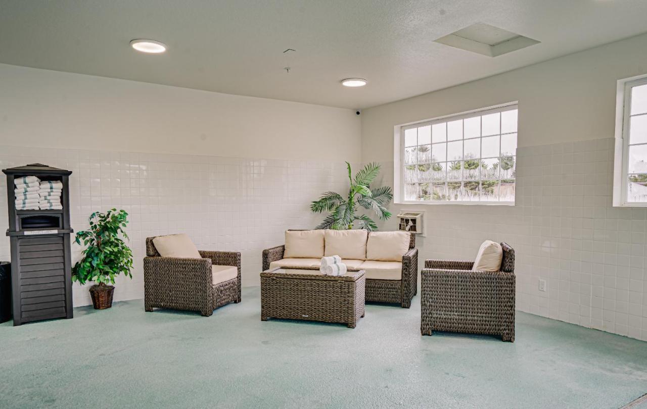 The Ashley Inn & Suites Lincoln City Zewnętrze zdjęcie