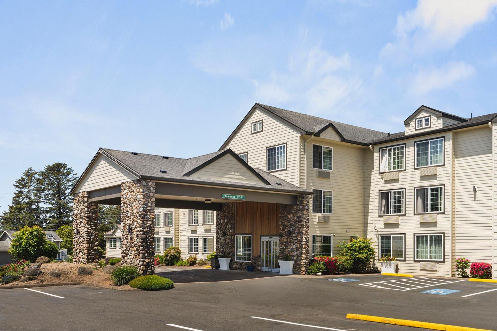 The Ashley Inn & Suites Lincoln City Zewnętrze zdjęcie